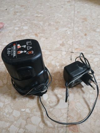 Taladro Black&Decker KC8441C 8.4V