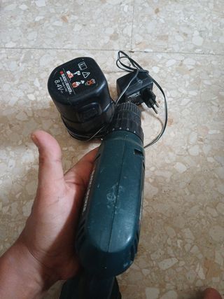 Taladro Black&Decker KC8441C 8.4V