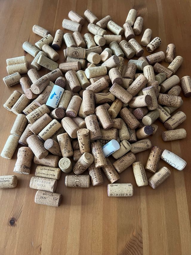 165 Corchos Vino distintas Variedades