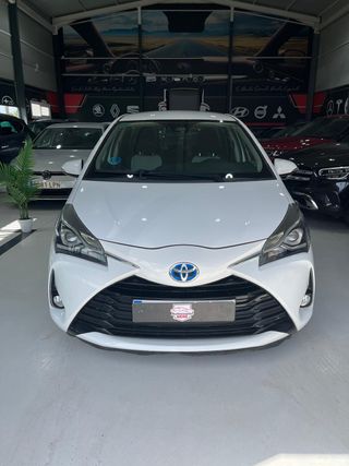 Toyota Yaris  hybrido automatico 2017