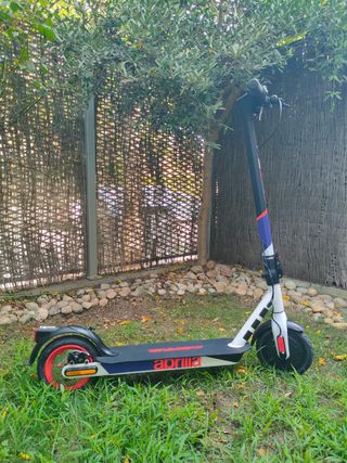 Patinete Eléctrico Aprilia ESRZ