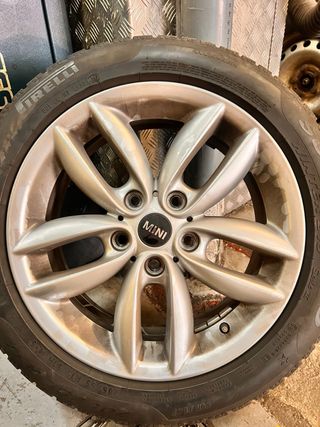 4 Llantas procedentes de Mini Cooper en 17” 
