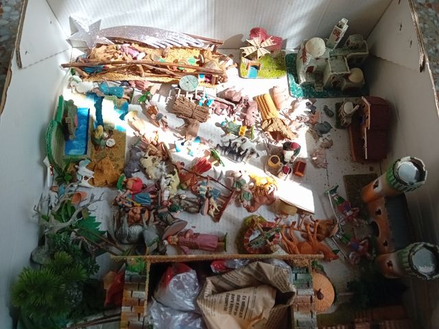 Belén antiguo años 70 - Figuras y animales.