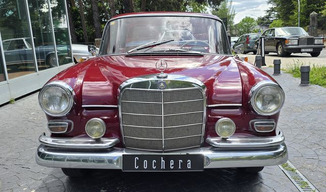 Mercedes-Benz 200D 1965-68 1a Matriculación 1975