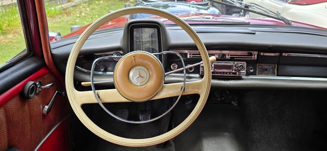 Mercedes-Benz 200D 1965-68 1a Matriculación 1975