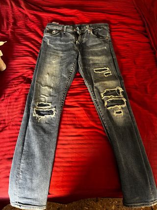 Jeans Levis rotos 512 