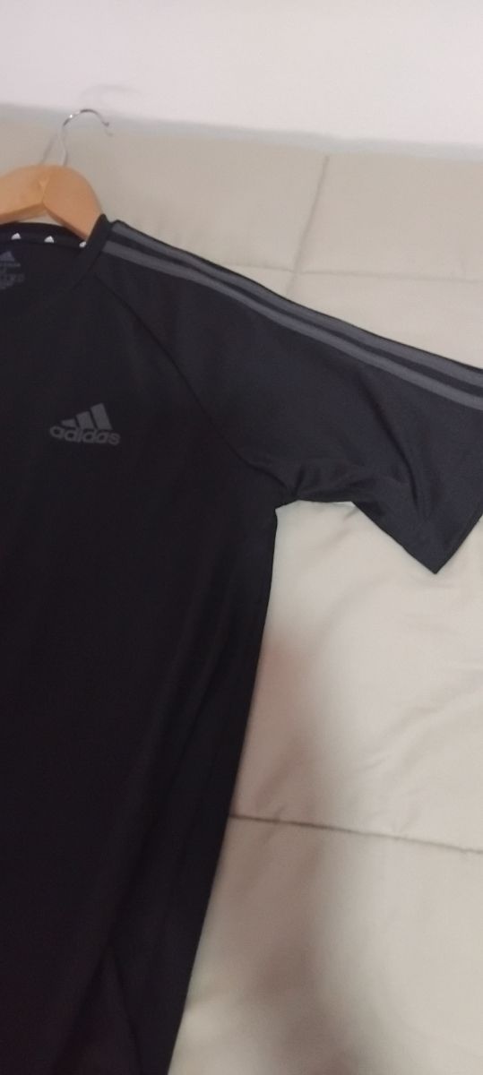 Camiseta Adidas running negra - Talla M