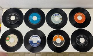 n.16 dischi vinile 45 giri anni '60 