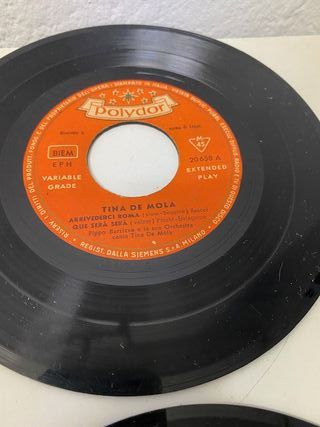 n.16 dischi vinile 45 giri anni '60 