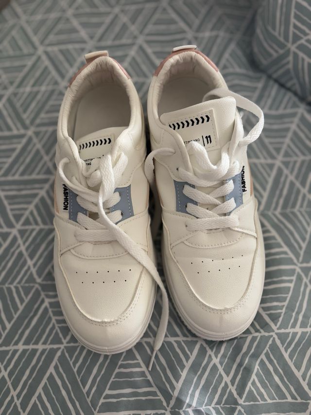 Zapatillas blancas mujer