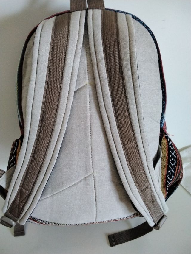 Mochila colorida estilo boho