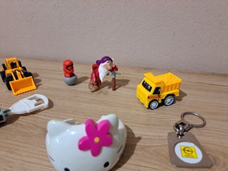 Giocattoli vari: 8 pezzi - 0,50€