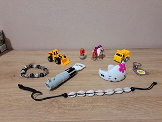 Giocattoli vari: 8 pezzi - 0,50€