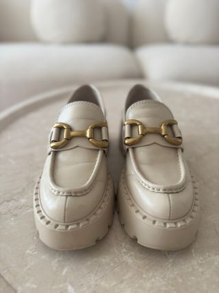 Zapatos náuticos beige plataforma