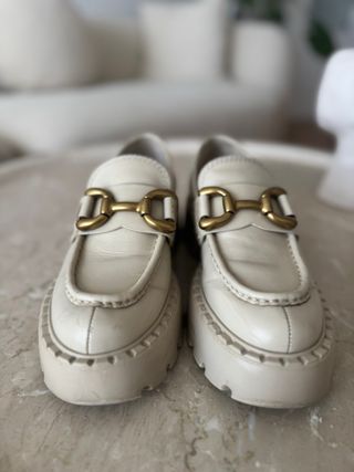 Zapatos náuticos beige plataforma