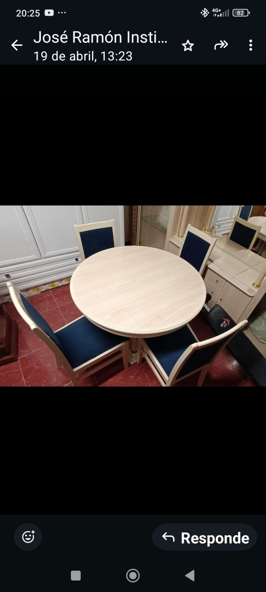 Mesa redonda extensible beige. Vélez Málaga