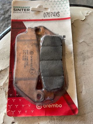 Pastillas Brembo, Burgman 650