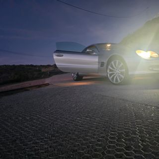 Mercedes-Benz  SL 2002