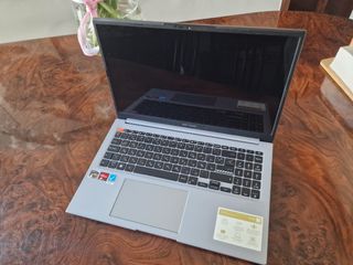Portátil Asus Ryzen 7 5800H OLED 2.8K