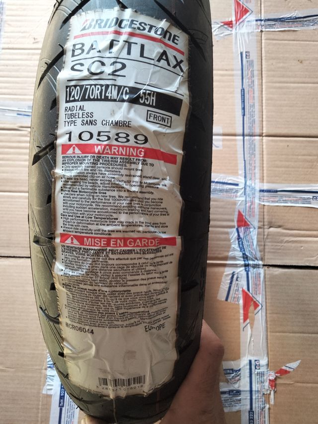 Neumático Bridgestone Battlax SC2 120/70R14