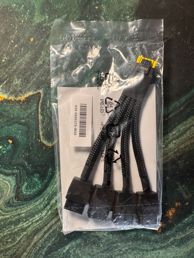 Scatola MSI GeForce RTX 5090 OC Edition