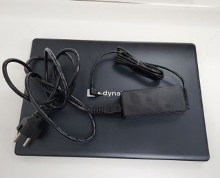 Portátil TOSHIBA Satellite Pro i3-10 256GB 8GB