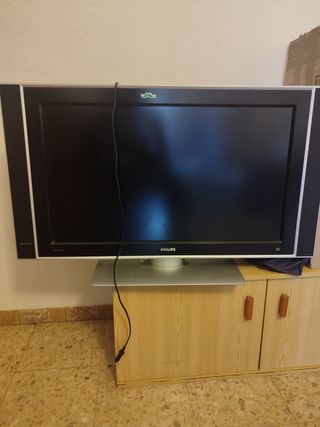 Tele plasma 40" negra y gris