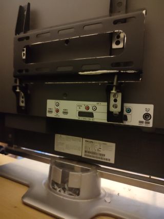 Tele plasma 40" negra y gris