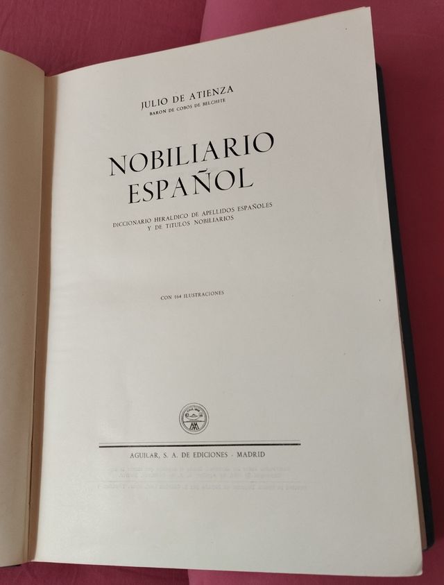 Nobiliario Español - Julio de Atienza  Aguilar