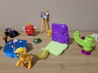 Lotto di giocattoli  collezione – prezzo un 0,50 €