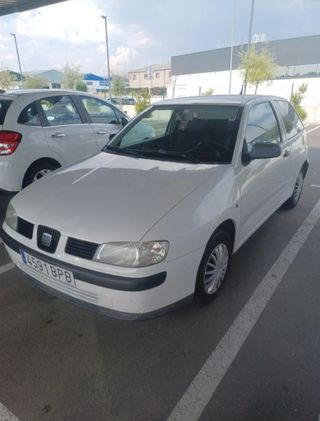 SEAT Ibiza 2002 pegatina B