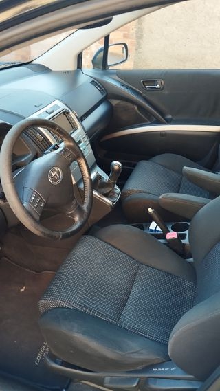 Toyota Verso 2005