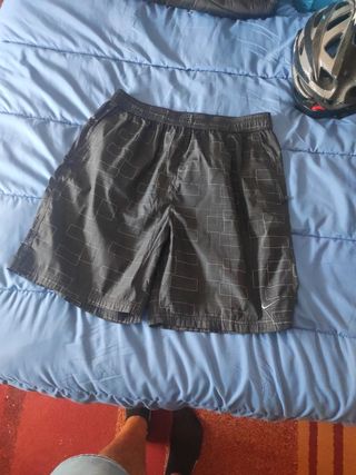 Bermuda Nike negra - Bañadores