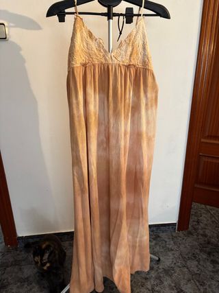 Vestido largo Zara beige verano