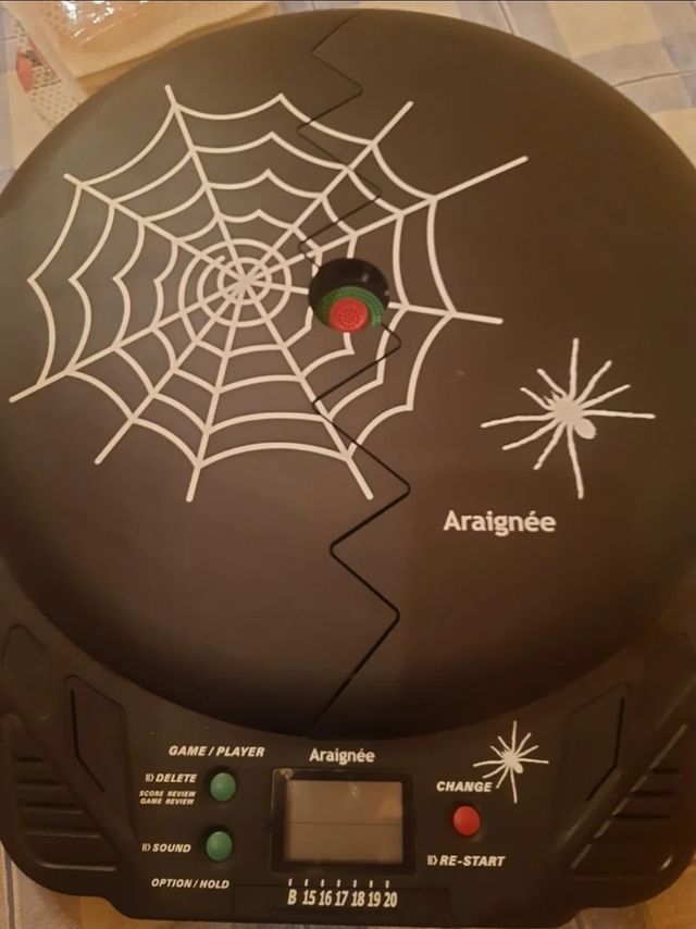 Diana Electrónica con tapa Araña