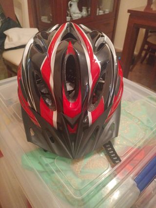 Casco bici rojo-negro