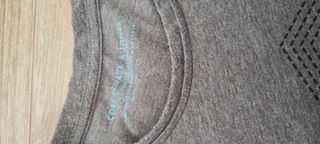 lote de cuatro camisetas