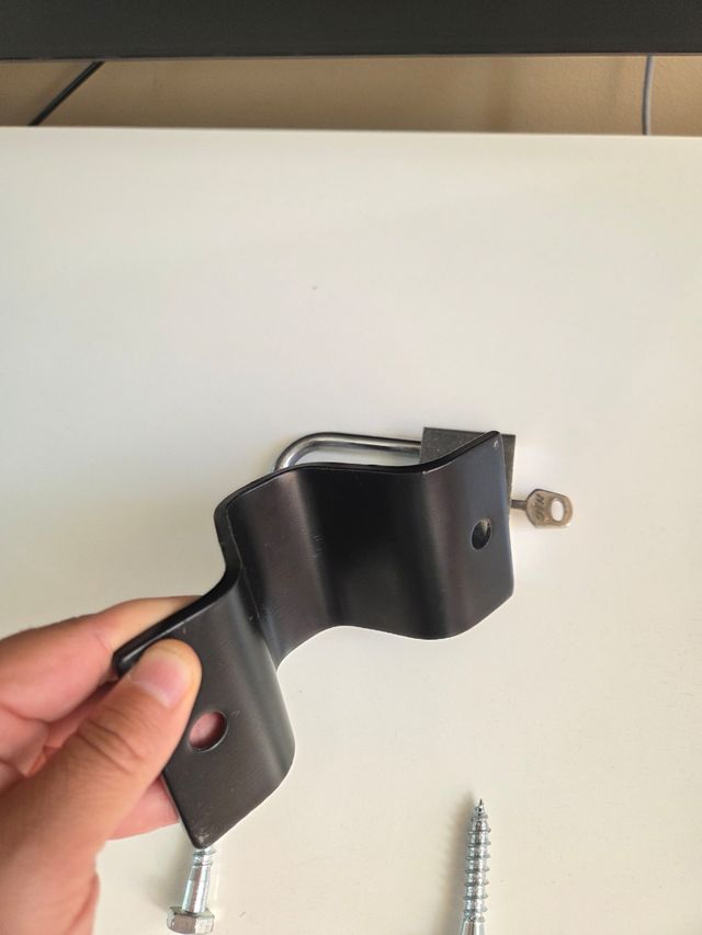 Anclaje antirrobo pared y suelo Master Lock