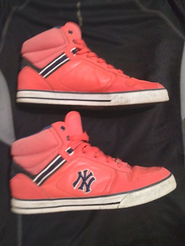 Zapatillas NY rojas talla 43