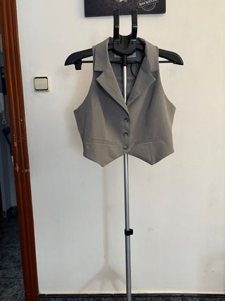 Chaleco,gilet Bershka gris talla L