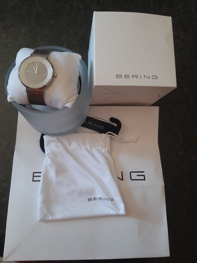 Orologio Bering Solar Argento
Nuovo con cartellin