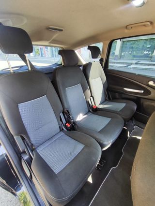 Ford S-MAX 2013