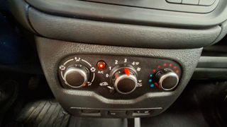 Dacia Dokker Essential 1.6 75kW (100CV) GLP -18