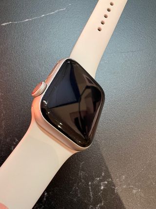 Apple Watch SE 2ª gen. LTE - Beige/Plata