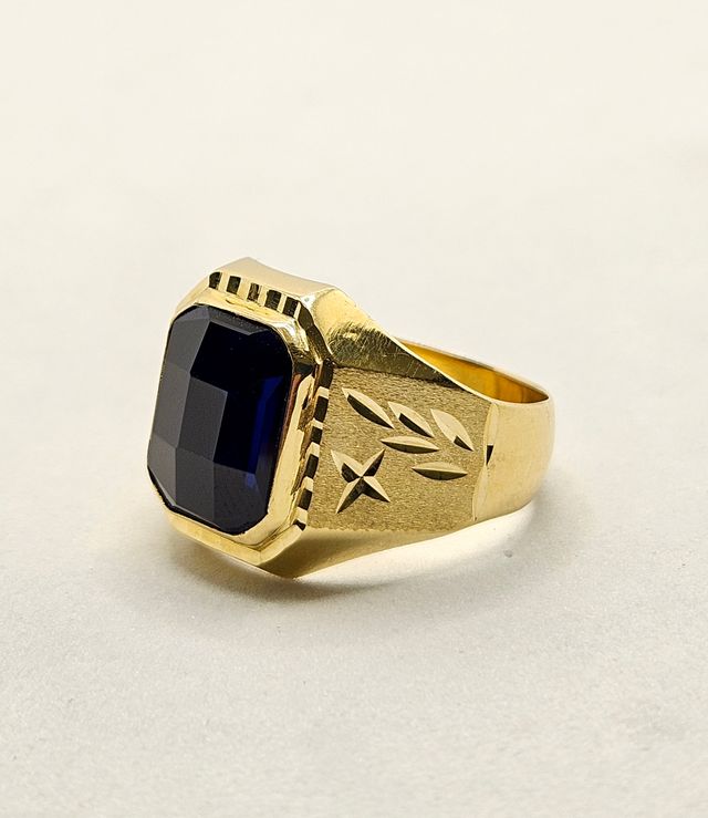 Anillo oro 18k azul 5.08gr T-23
