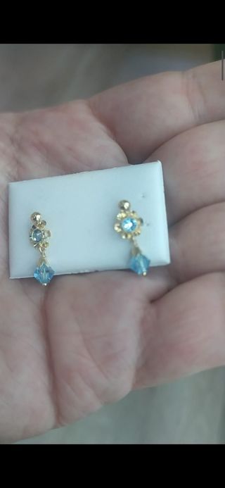 Pendientes BEBÉ piedras azul en Oro de 18k 