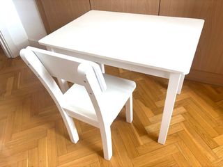 Mesa escritorio y silla infantil blanca de madera