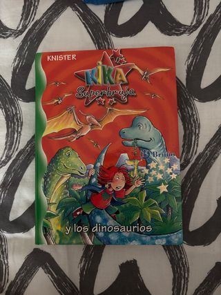 Kika Superbruja y los dinosaurios (Kika Superbr...