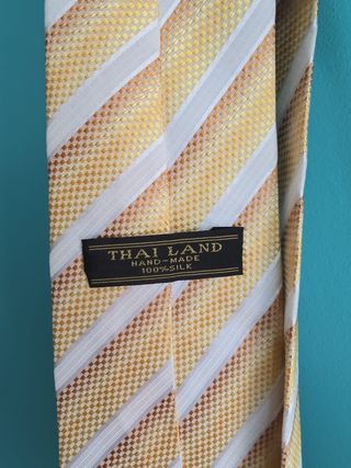 CORBATA DE SEDA. HAND MADE
