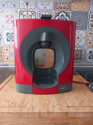 Cafetera Krups Dolce Gusto roja